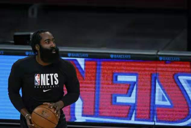  克拉克25+14爵士击退篮网