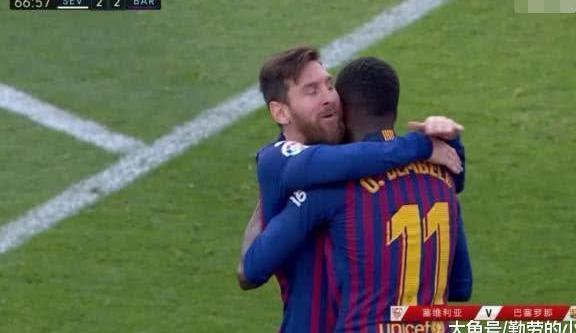  门兴格拉德巴赫传控压制，技术流打法征服球迷  